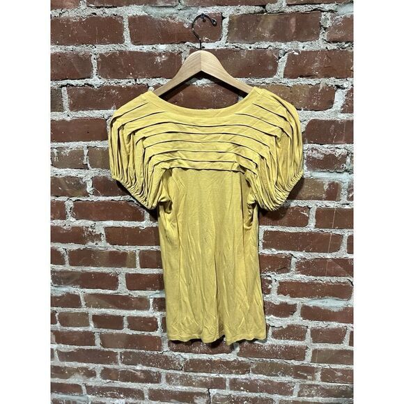BCBGeneration Womens Yellow Short Sleeve Shirt Size Medium - Picture 2 of 3